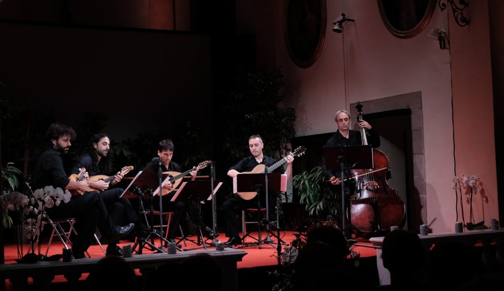 L’attribut alt de cette image est vide, son nom de fichier est Quintette-Anedda-1024x593.jpg.