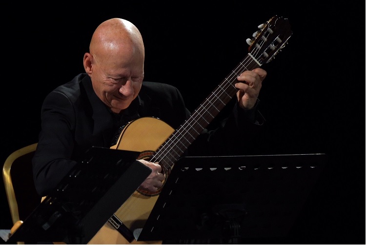 Sabine Marzé artiste et directrice artistique du FIMAC